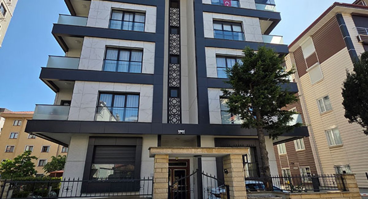 Karlıktepe Mahallesi Topçamlar Sk No:6 Kkaradağ Apt. Artal İstanbul 12 Daire 630 M2 130 M2 Brüt, 107 M2 Net 3 Artı 1
