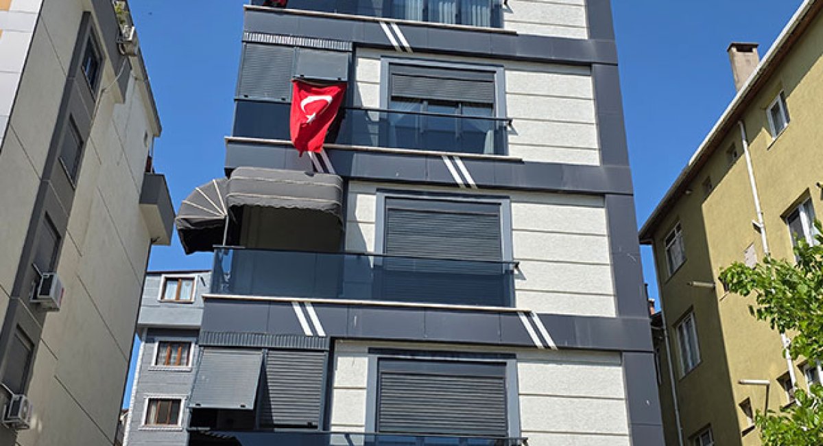 Karlıktepe Mahallesi Topçamlar Sk No:3 Kartal İstanbul 5 Daire 1 Dükkan 350 M2 Arsa 115 M2 Brü, Net T90m2 Net 3 Artı 1